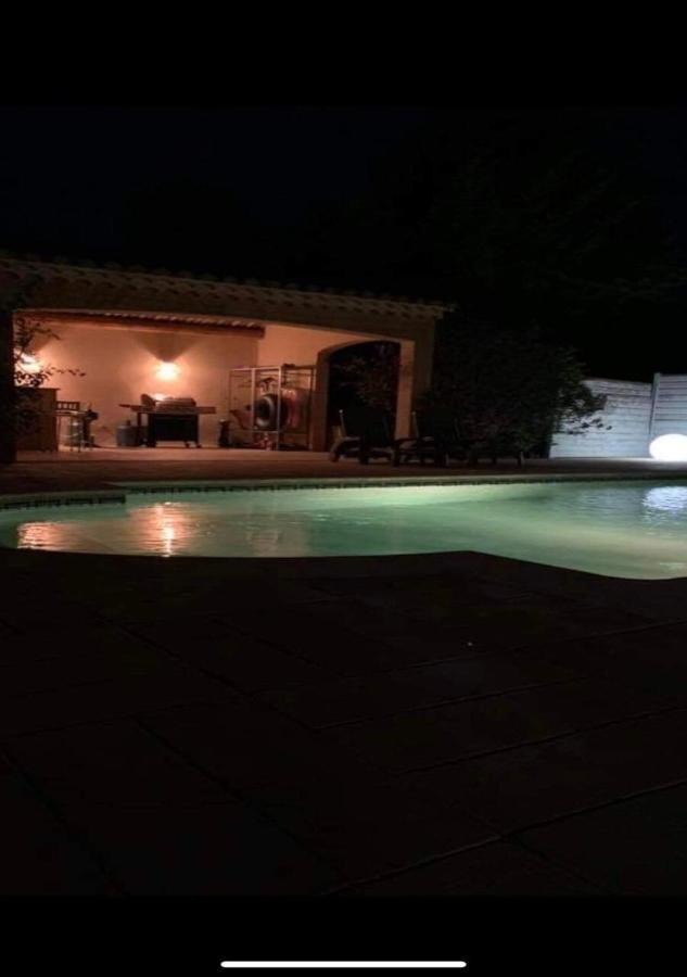 … Et La Fourmi Villa Saumane-de-Vaucluse Exteriör bild