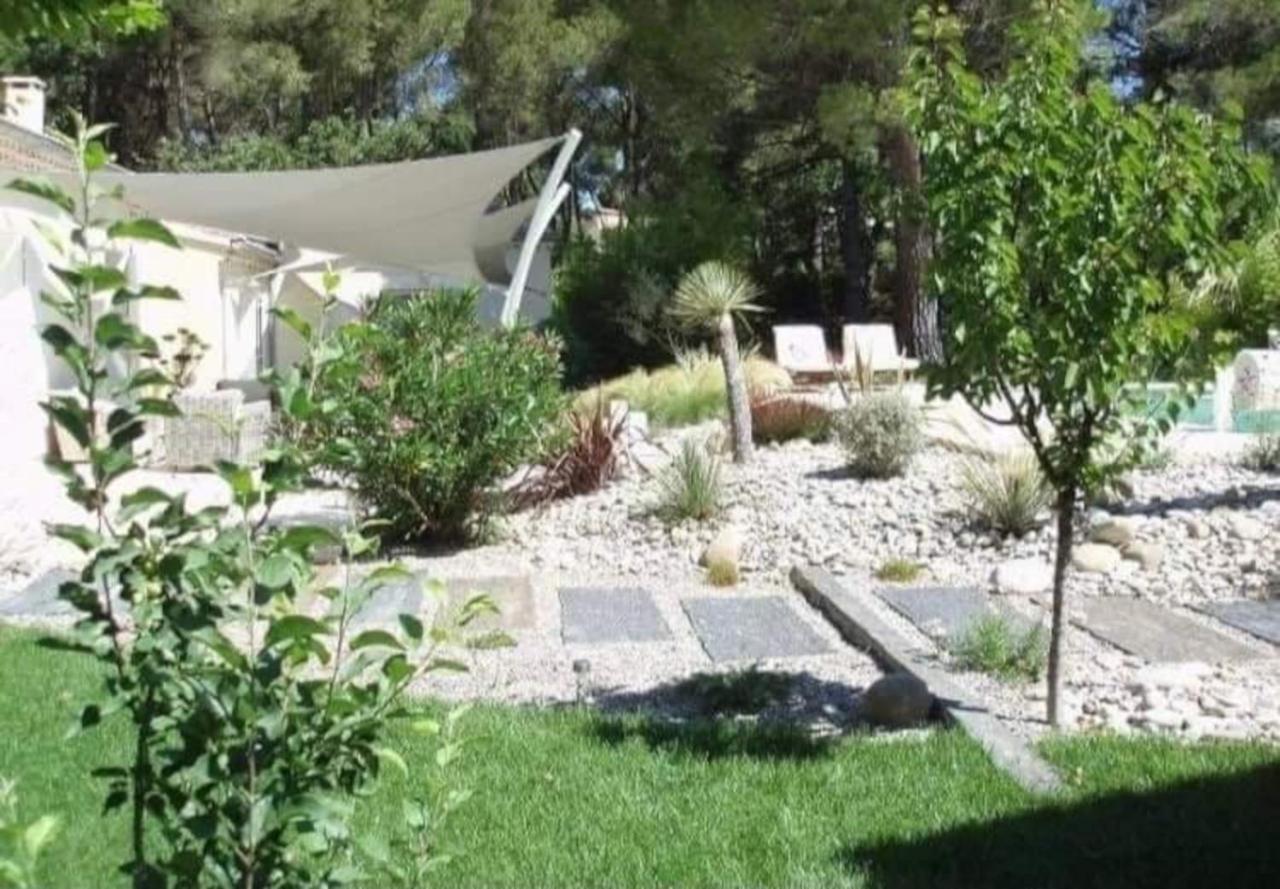 … Et La Fourmi Villa Saumane-de-Vaucluse Exteriör bild